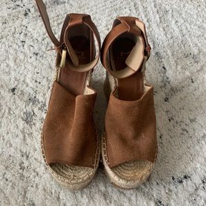 MARC FISHER WEDGE SANDALS